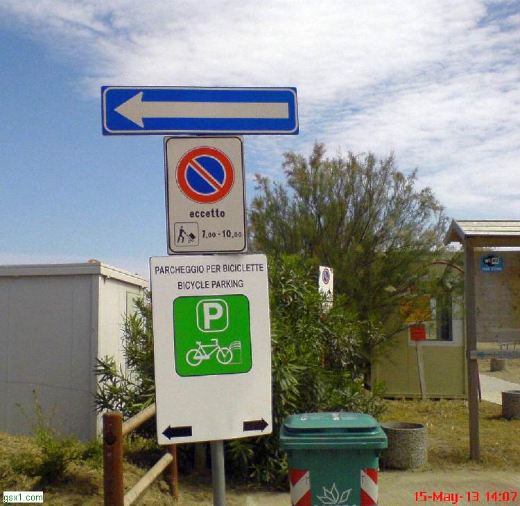 Parcheggio-per-biciclette.jpg