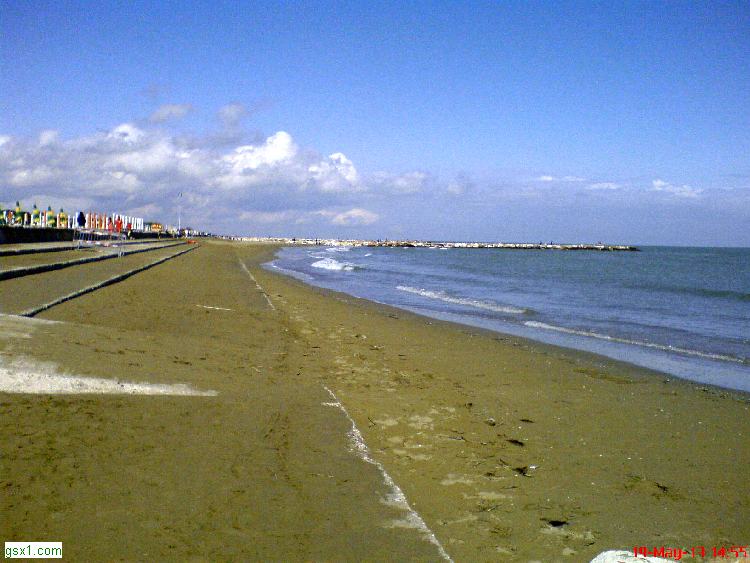 Spiaggia-di-fronte-a-Miramare.jpg